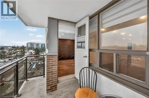 212 Kerr Street Oakville ON L6K 3B1
