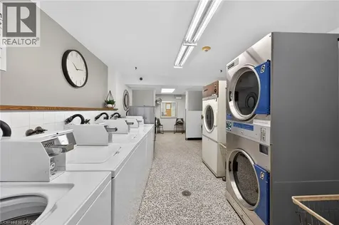 212 Kerr Street Oakville ON L6K 3B1