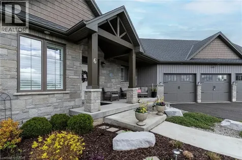 6 Macneil Court Brantford ON N3S 0G3