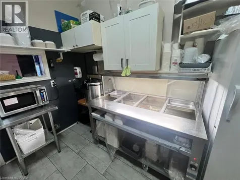 84 Colborne Street Brantford ON N3T 2G5
