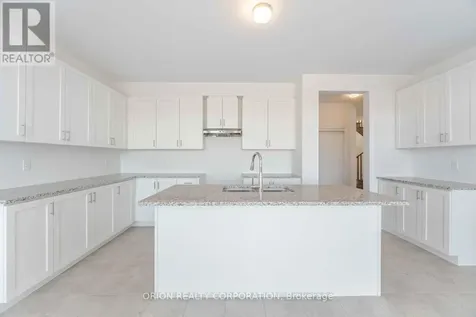 152 Thicketwood Avenue Barrie ON L6J 0W8