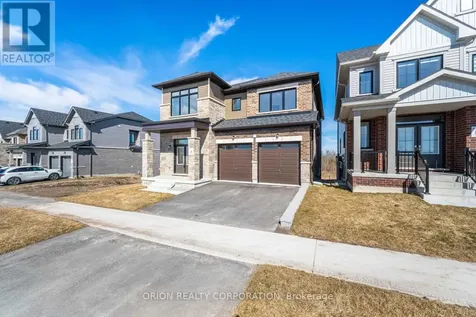 152 Thicketwood Avenue Barrie ON L6J 0W8