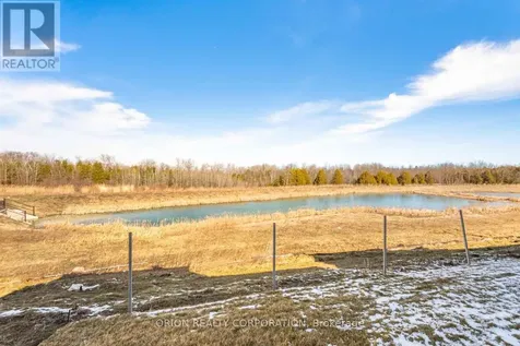 152 Thicketwood Avenue Barrie ON L6J 0W8