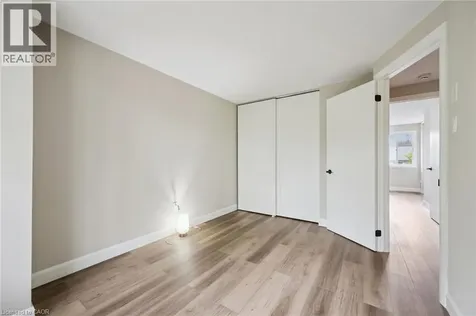 219 Kingswood Drive Kitchener ON N2E 3J4