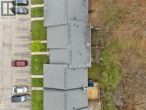 219 Kingswood Drive Kitchener ON N2E 3J4