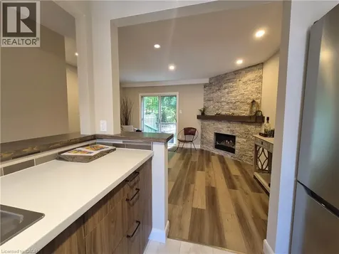 219 Kingswood Drive Kitchener ON N2E 3J4