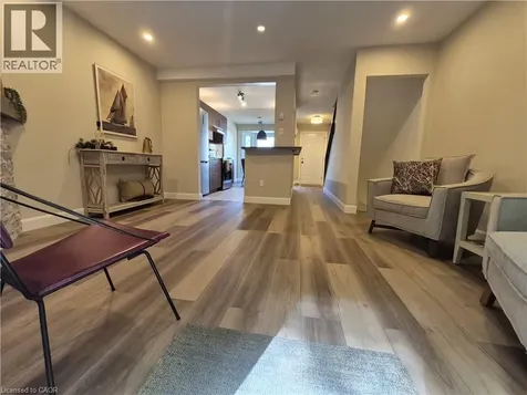219 Kingswood Drive Kitchener ON N2E 3J4