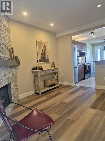 219 Kingswood Drive Kitchener ON N2E 3J4