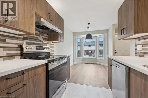 219 Kingswood Drive Kitchener ON N2E 3J4