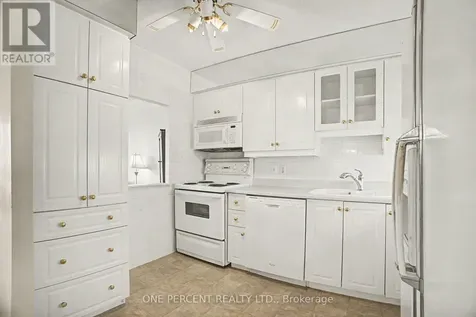 158B Mcarthur Avenue Ottawa ON K1L 8C9