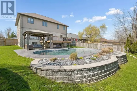 27 River Run Road Mapleton ON N0G 1P0