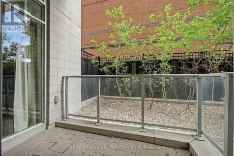 255 Bay Street Ottawa ON K1R 0C5