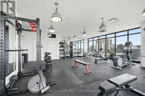 255 Bay Street Ottawa ON K1R 0C5