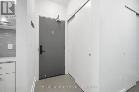255 Bay Street Ottawa ON K1R 0C5
