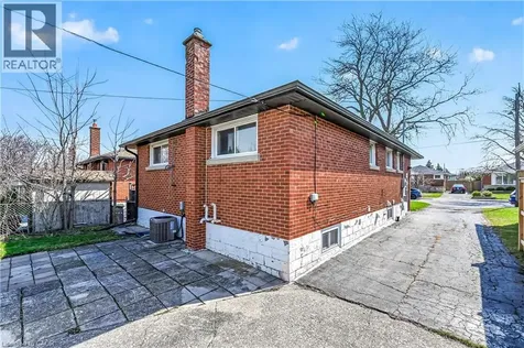 76 Terrace Drive Hamilton ON L9A 2Y6