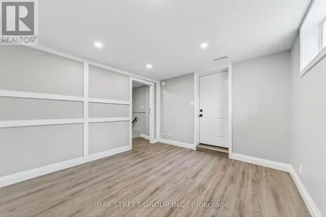 41 Helene Crescent Waterloo ON N2L 5E6