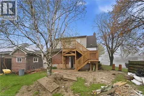 124 Mcelroy Road East Hamilton ON L9A 1Y9