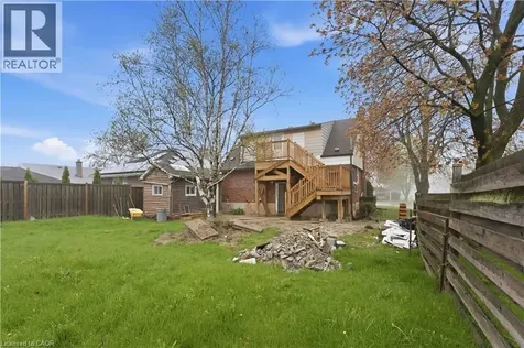 124 Mcelroy Road East Hamilton ON L9A 1Y9