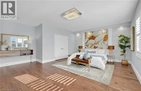 7 Riesling Court Hamilton ON L8G 0B4
