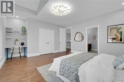 7 Riesling Court Hamilton ON L8G 0B4