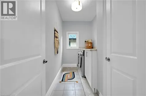 7 Riesling Court Hamilton ON L8G 0B4