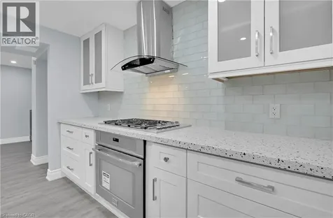 7 Riesling Court Hamilton ON L8G 0B4