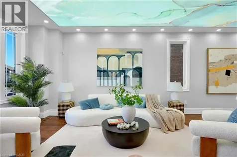 7 Riesling Court Hamilton ON L8G 0B4