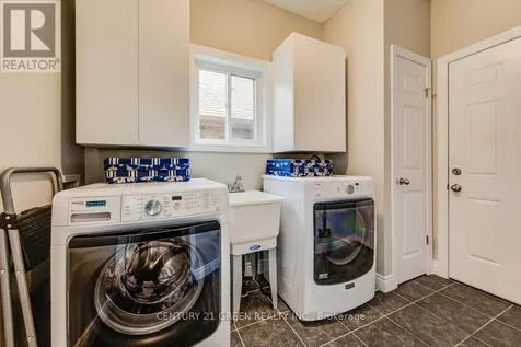 318 William Street Woolwich ON N3B 0B5