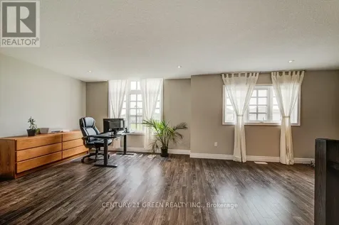 318 William Street Woolwich ON N3B 0B5