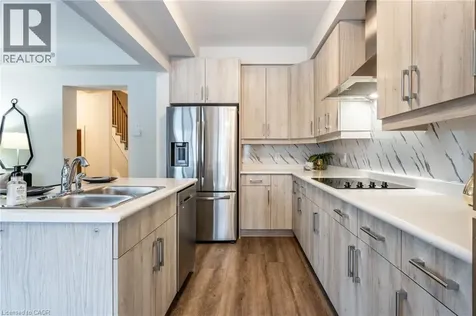 88 Sycamore Street Welland ON L3C 0H8