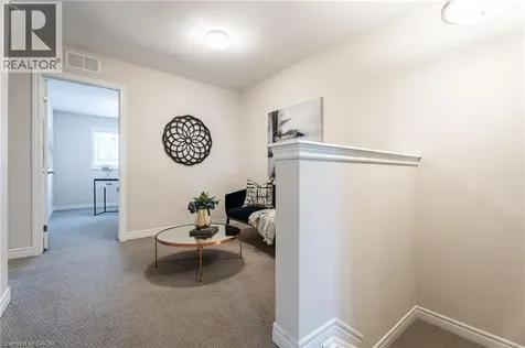 88 Sycamore Street Welland ON L3C 0H8