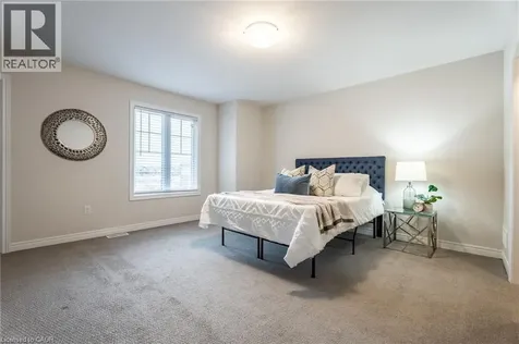 88 Sycamore Street Welland ON L3C 0H8