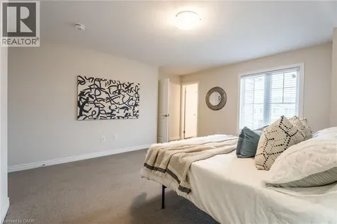 88 Sycamore Street Welland ON L3C 0H8