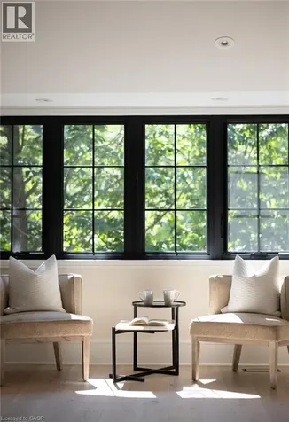 52 Roxborough Drive Toronto ON M4W 1X1