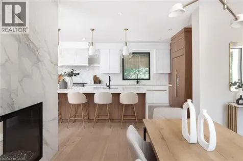 52 Roxborough Drive Toronto ON M4W 1X1