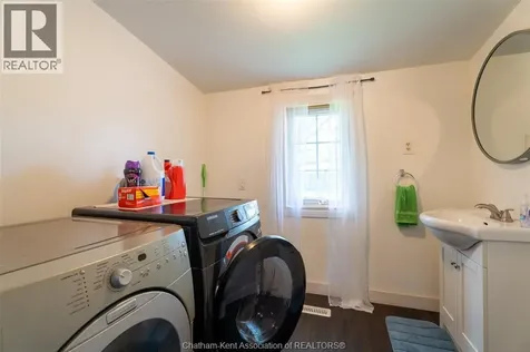 128 Elizabeth Street Thamesville ON N0P 2K0