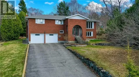 2288 Muriel Crescent Sudbury ON P3E 4W4