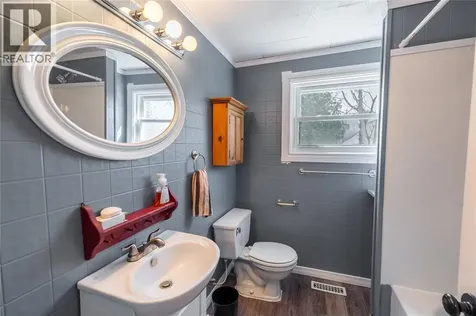 85 Main Street Wallaceburg ON N8A 2G7