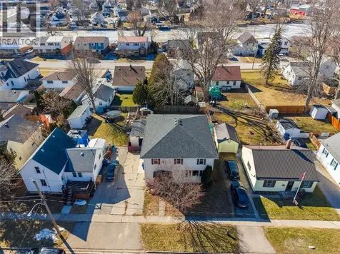 85 Main Street Wallaceburg ON N8A 2G7