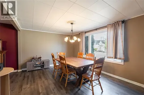 85 Main Street Wallaceburg ON N8A 2G7