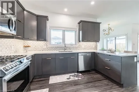 136 Village Road Wellesley ON N0B 2T0