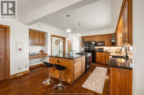 3705 Concession 3 Road North Amherstburg ON N9V 2Y9
