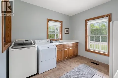 3705 Concession 3 Road North Amherstburg ON N9V 2Y9
