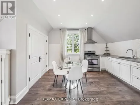 105 Eden Vale Drive South King ON L7B 1L9