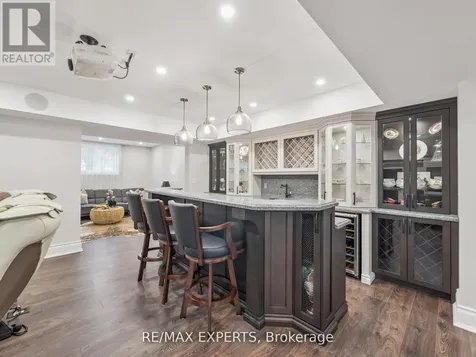 105 Eden Vale Drive South King ON L7B 1L9