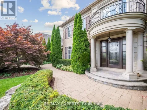 105 Eden Vale Drive South King ON L7B 1L9