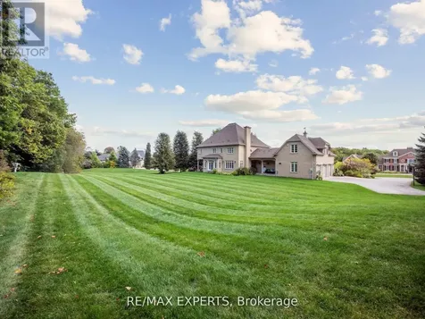 105 Eden Vale Drive South King ON L7B 1L9