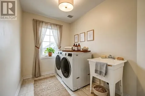 84 Atlantis Drive West Orillia ON L3V 8L4