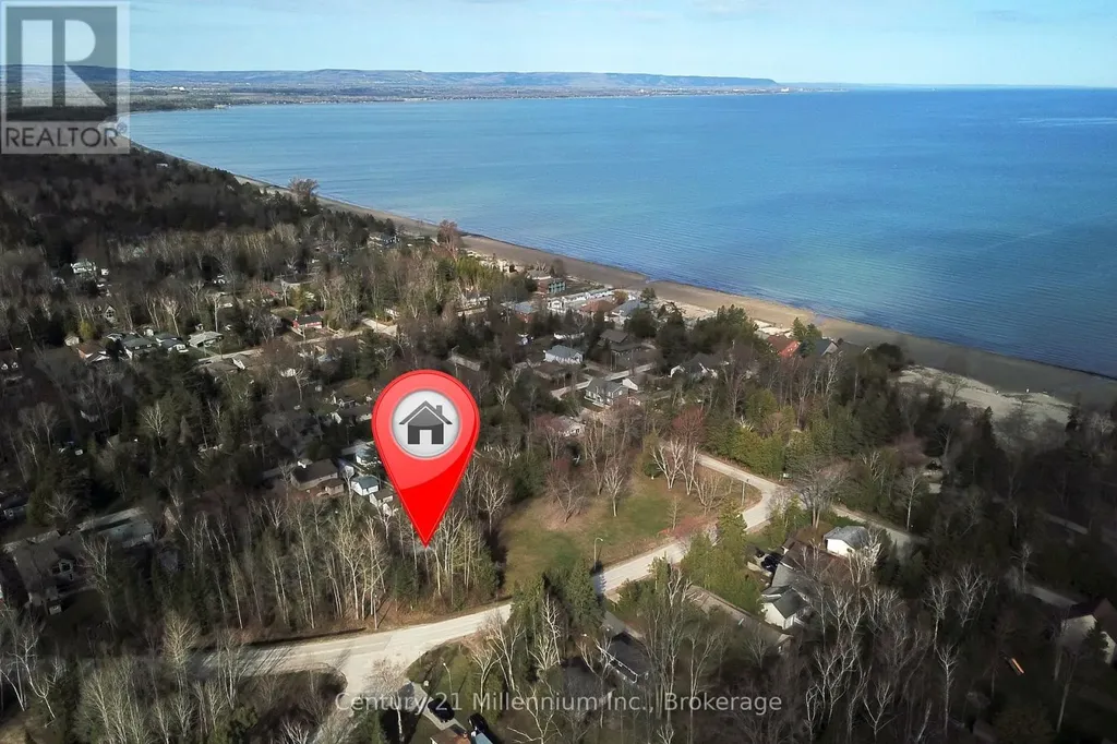 32 Sunnidale Road North Wasaga Beach ON L9Z 2B7