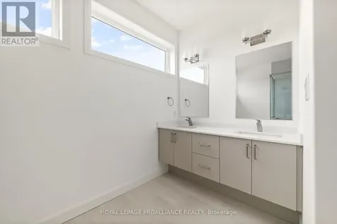 3 Ambrosia Way Brighton ON K0K 1H0